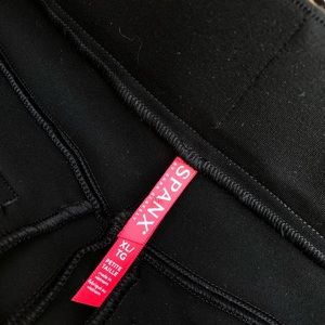SOLD SUPA COMFORT & original SPANX pleated black stretch waist pants